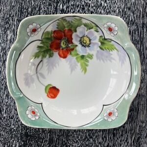 Lusterware floral bowl from Japan